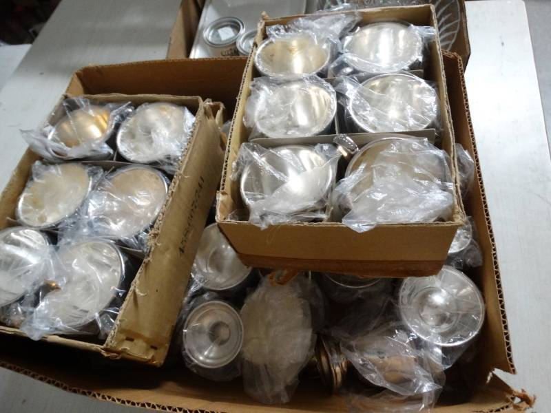lot 17570 image: Lot of japan metal tea cups.
