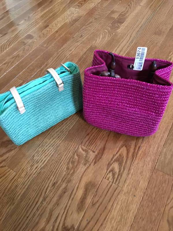 lot 13674 image: Fuschia and Aqua Woven Type Purses