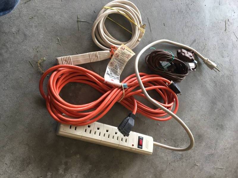 lot 13710 image: Lot of Household and HD Extension Cords and Power Strips