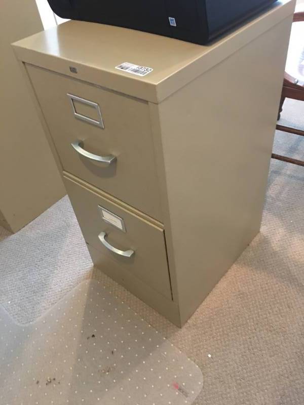 lot 13732 image: Metal Two Drawer Filing Cabinet