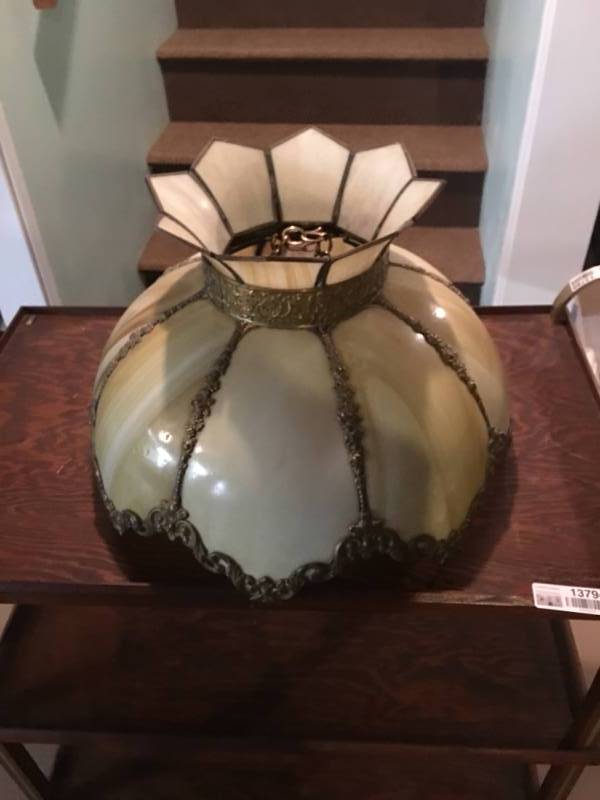 lot 13794 image: Stained Glass Hanging Lamp Shade