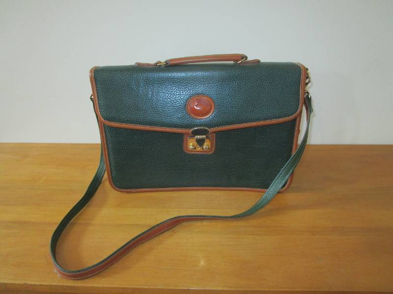lot 13644 image: Green Dooney and Bourke Briefcase with Shoulder Strap