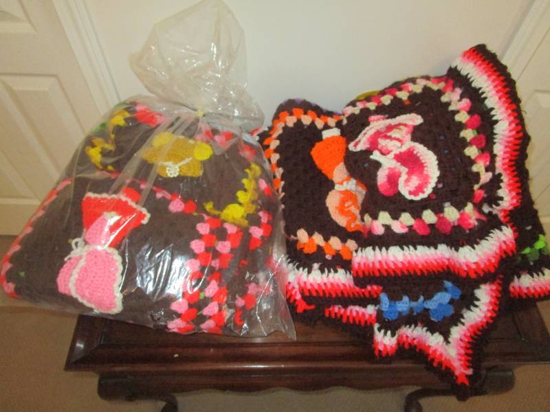 lot 13744 image: 2 Granny Square Afghana Completed