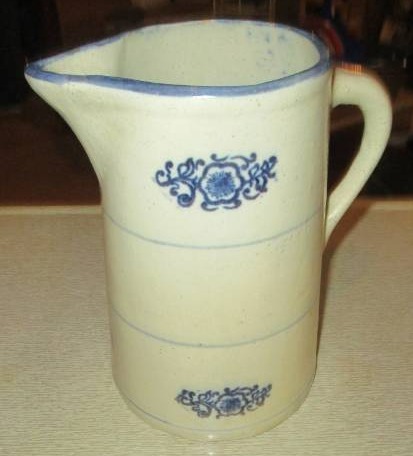 lot 13752 image: Vintage Blue  Beige Crock Pitcher
