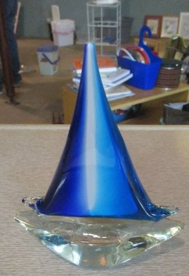 lot 13753 image: Blue Glass Sailboat Figurine