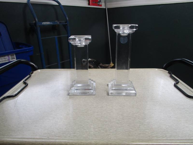 lot 13827 image: Pair of Glass Candle Stick Holders