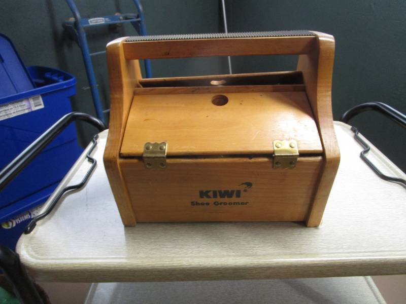 lot 13840 image: Wood Handled Shoe Shine Box