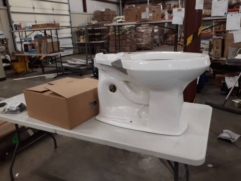 lot 6804 image: Jacuzzi Lauren Toilet.