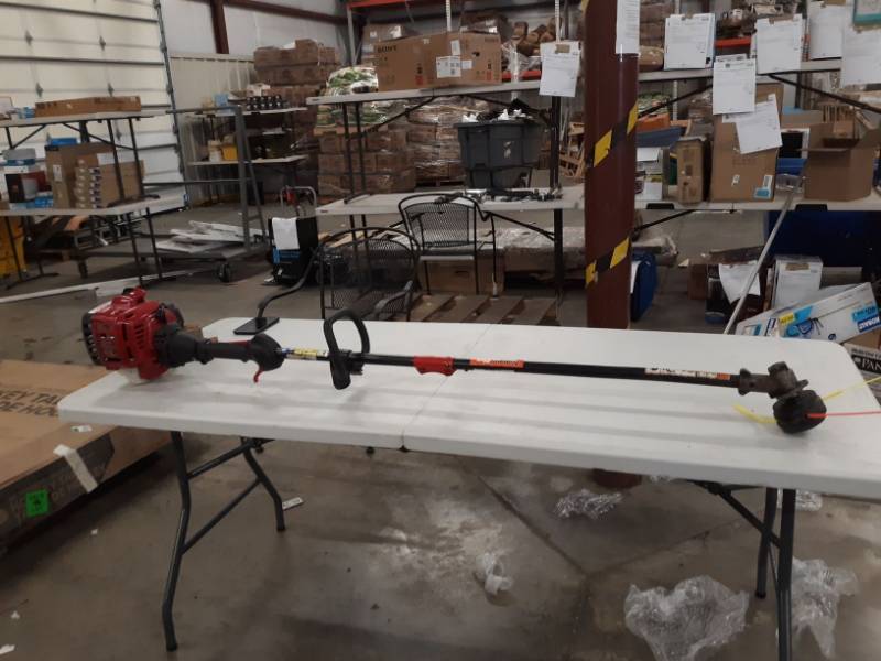 lot 6835 image: Troy Bilt 2 cycle TB22 Weed Eater