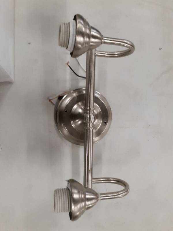 lot 6865 image: 2 Light Vanity Fitter