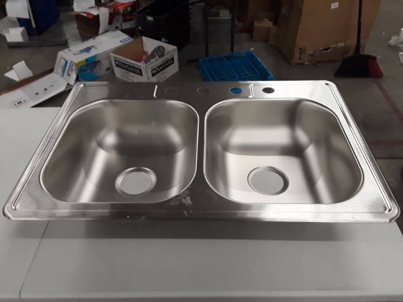 lot 6889 image: Metal Kitchen Sink