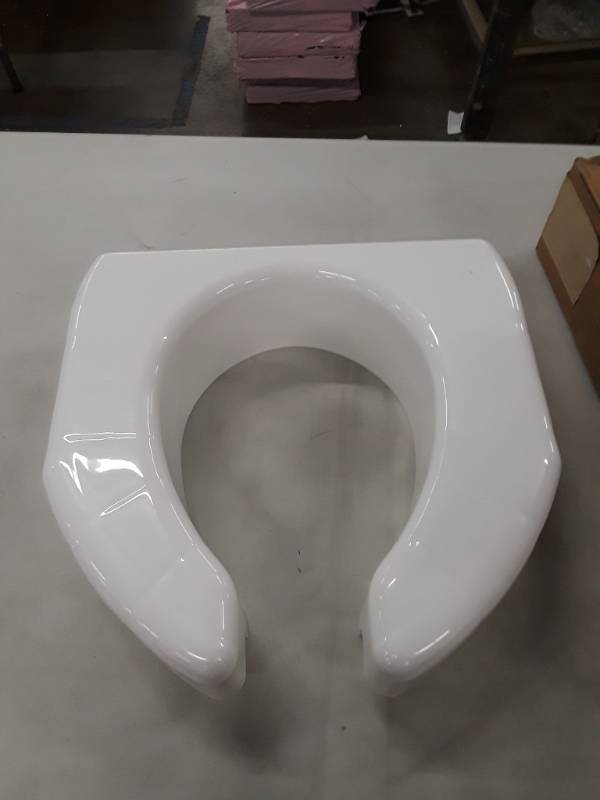 lot 6932 image: Toilet Seat Raiser