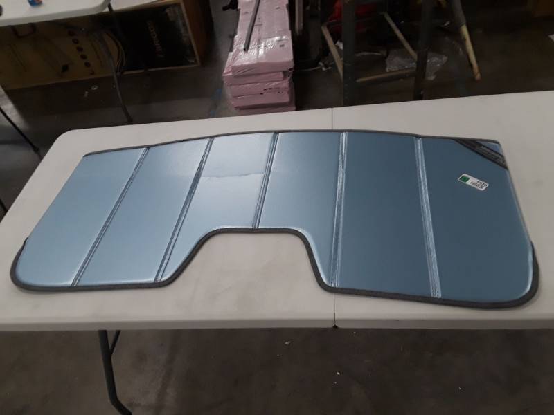 lot 6940 image: Covercraft Sunscreen