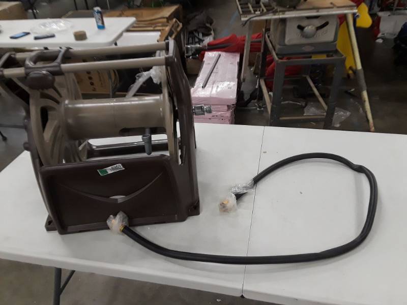 lot 6965 image: Hose Reel