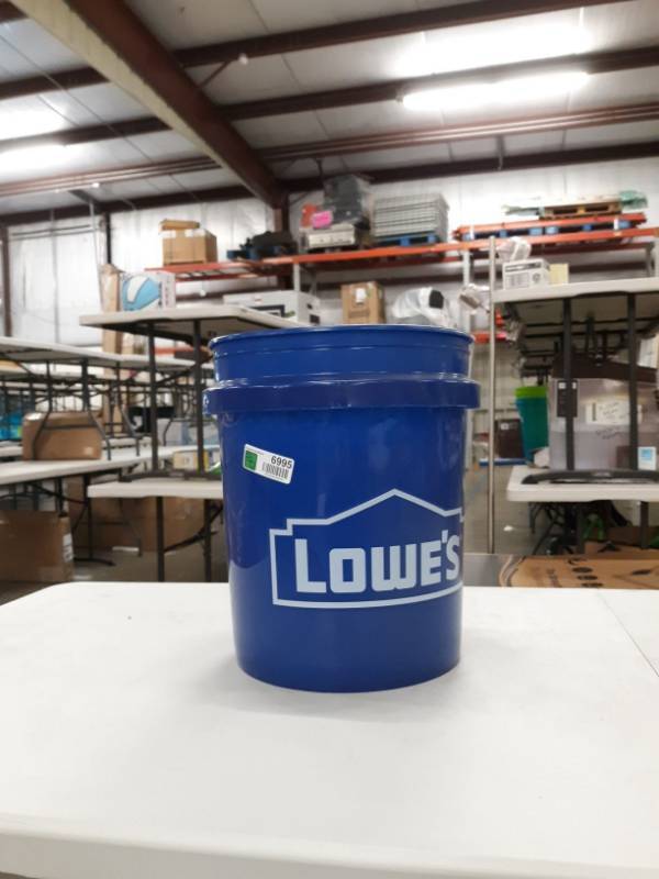 lot 6995 image: Lowes Empty 5 Gallon Bucket
