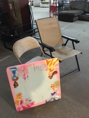 Princess Children S Table And Two Folding Chairs Spring