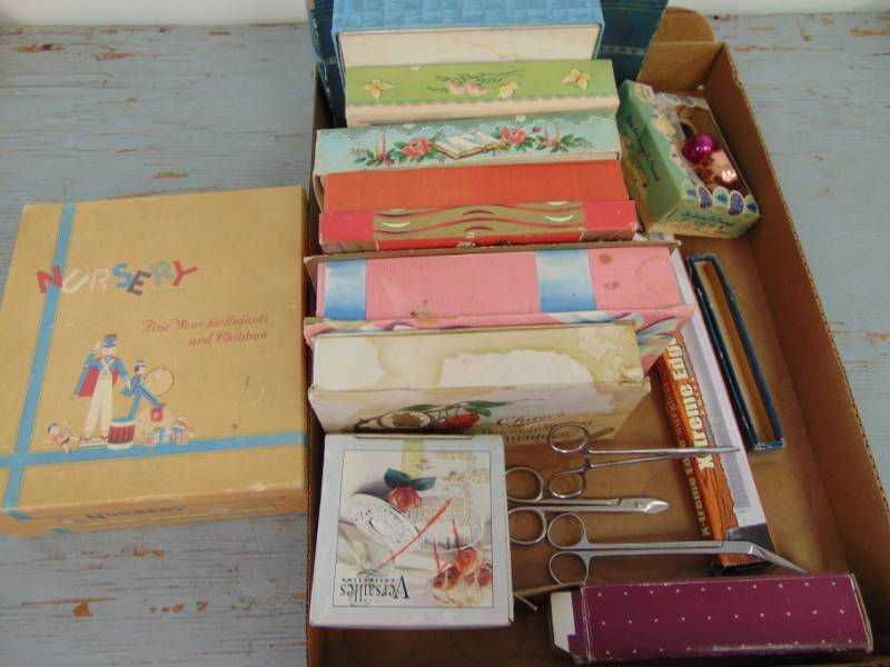 lot 4860 image: Vintage Boxes  More