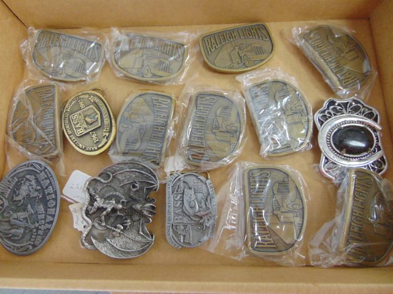 lot 4862 image: 12 Belt Buckles