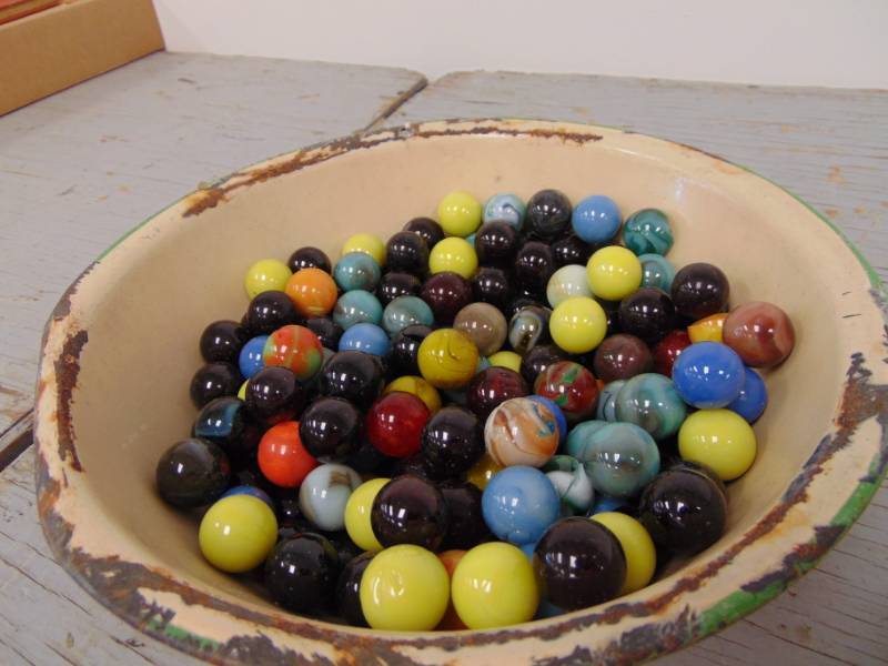 lot 4892 image: Marble Lot