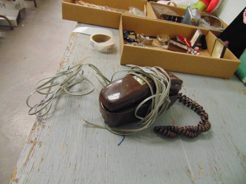 lot 4925 image: Vintage Phone