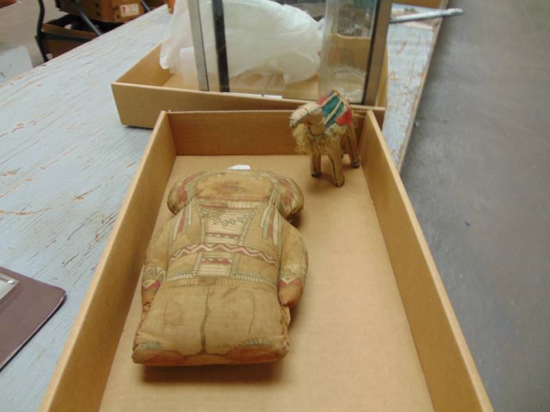 lot 4934 image: Vintage Indian Doll