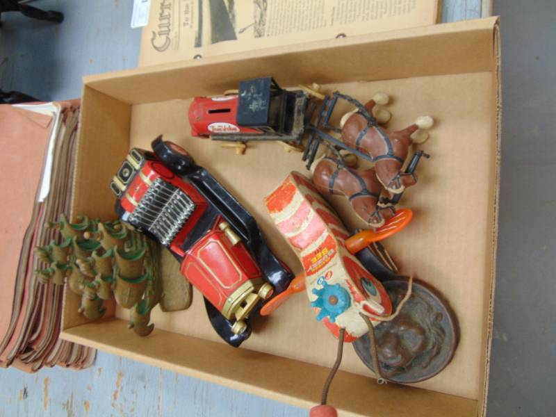 lot 4972 image: Brass Book Ends and Toys