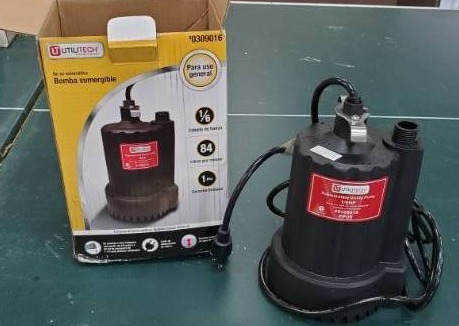 lot 6123 image: Utilitech Submersible Utility Pump 16HP- Fully Functional