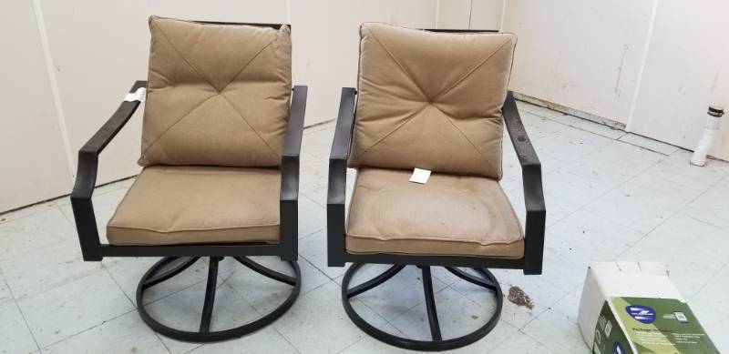 lot 6032 image: Vinehaven Swivel Motion Chair (2)