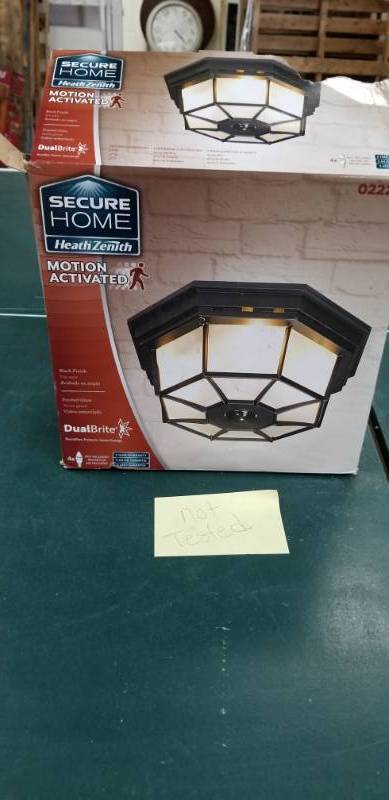lot 6085 image: Secure Home Motion Activated Light Fixture Appears New No Further Testing