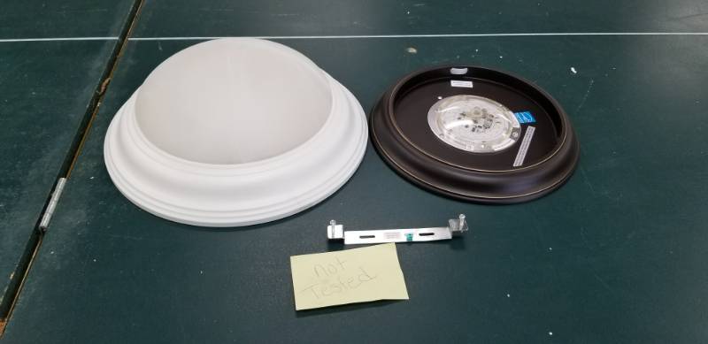 lot 6107 image: LED Light Fixtures Appears New No Further Testing
