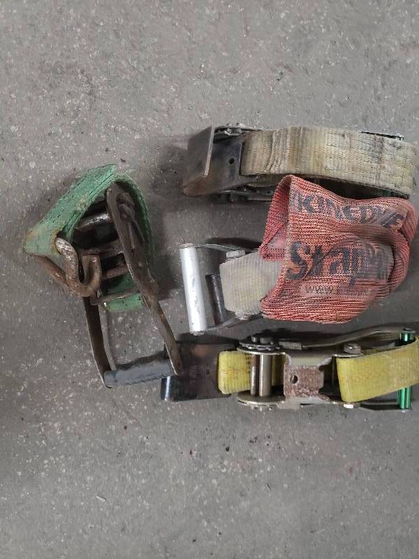 lot 10526 image: Lot of 4 Ratchets