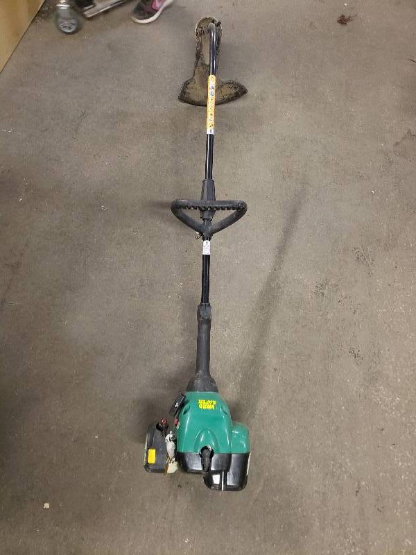 lot 10540 image: Weedeater brand Gas Weedeater