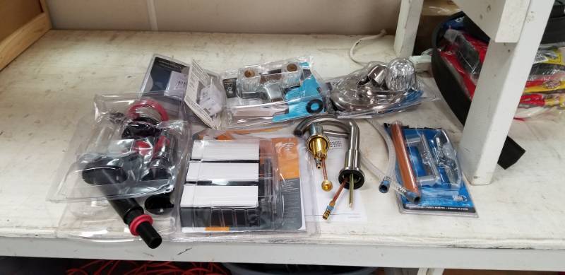 lot 2276 image: Lot of Random Plumbing Supplies