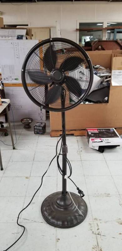 lot 2277 image: Misting Fan Functioning Missing Water Container