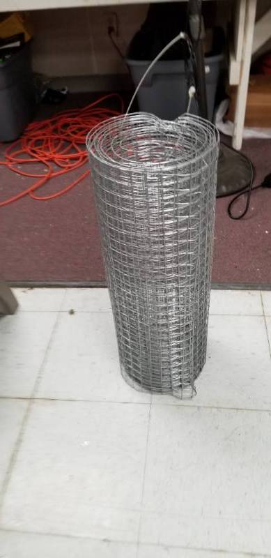 lot 2284 image: Rolls of Chicken Wire