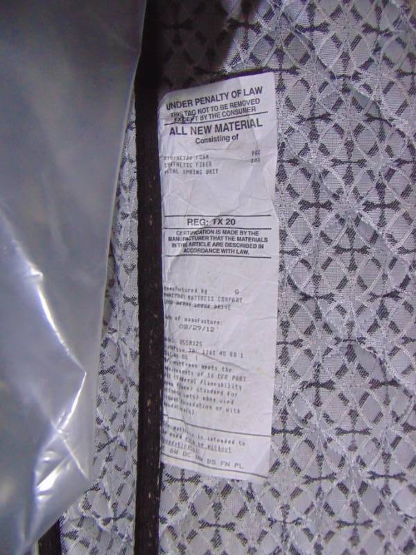 lot 14471 image: New Sealy Posturepedic Queen Size Mattress