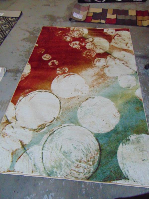 lot 14472 image: 8 X 4 New rug