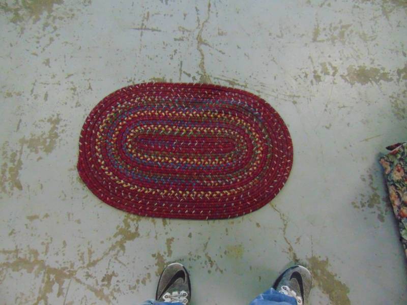 lot 14490 image: 2 X 3 NEW RUG