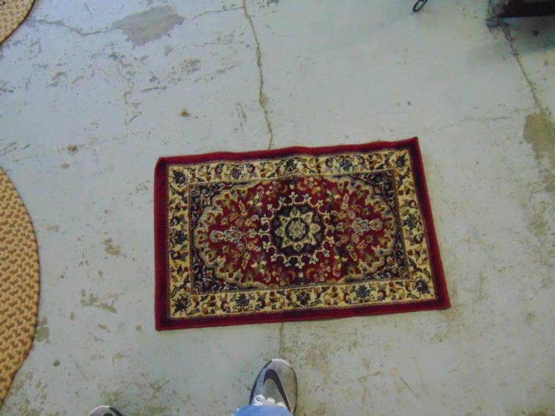 lot 14491 image: 2 X 3 NEW RUG