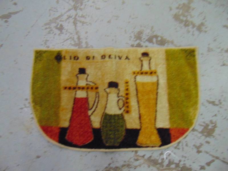 lot 14510 image: 18 X 30 NEW RUG