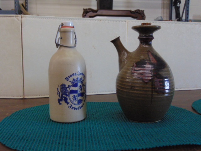 lot 14543 image: Pottery Jug and Bottle