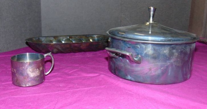 lot 14549 image: Set of 3 Possibly silver dishware