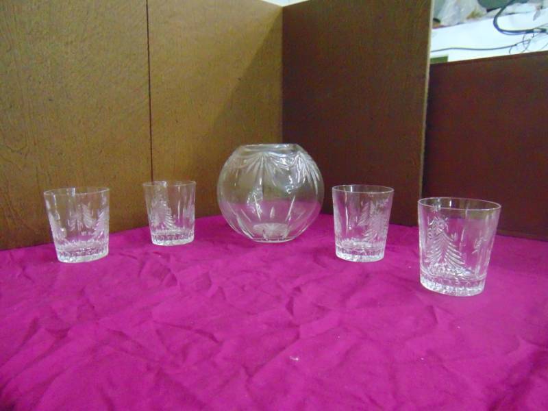 lot 14576 image: Crystal Drink ware