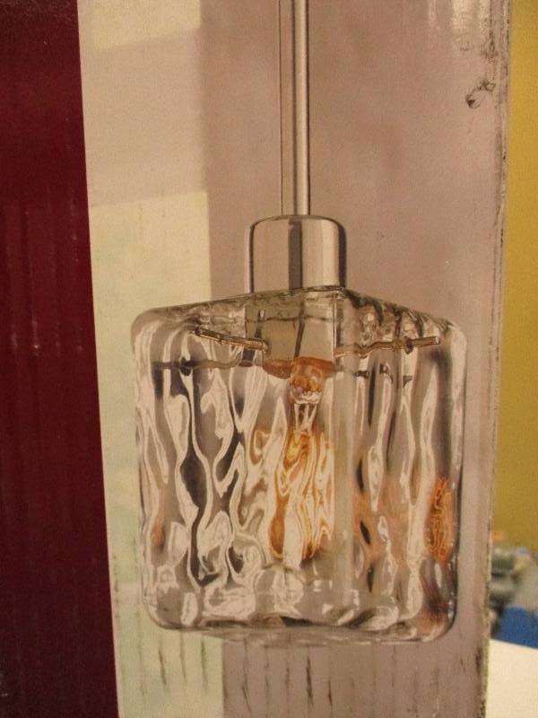 lot 107 image: Glass Mini Pendant