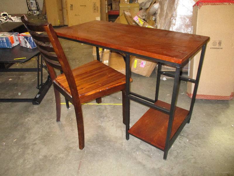 lot 243 image: Wood and Metal Desk and Chair