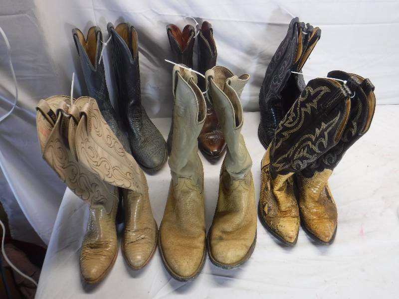 lot 12112 image: Mixed lot of western cowboy cowgirl boots includes Dan post, Nacona and more