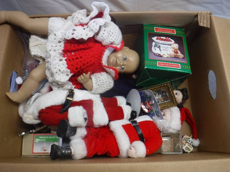 lot 12132 image: Another box of Christmas items