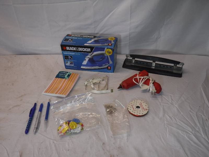 lot 12045 image: Black and decker iron, 3 hole punch and more