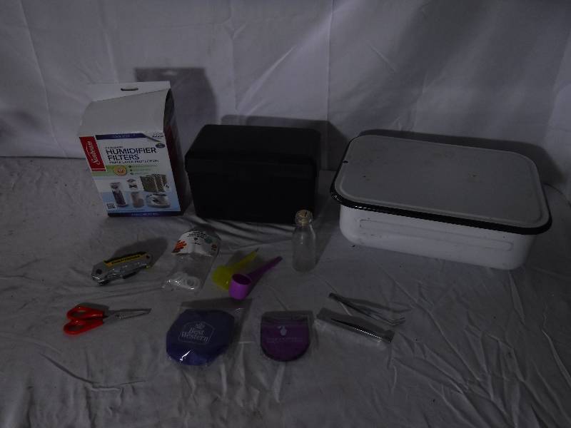 lot 12046 image: Humidifier filters, recipe box, enamel pan and more