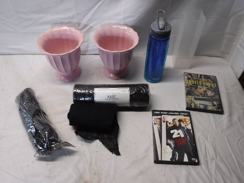 lot 12052 image: Camelbak water bottle, pink vases and more